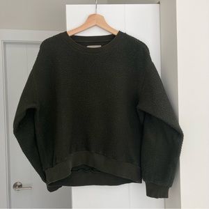 Everlane ReNew Fleece crewneck sweater